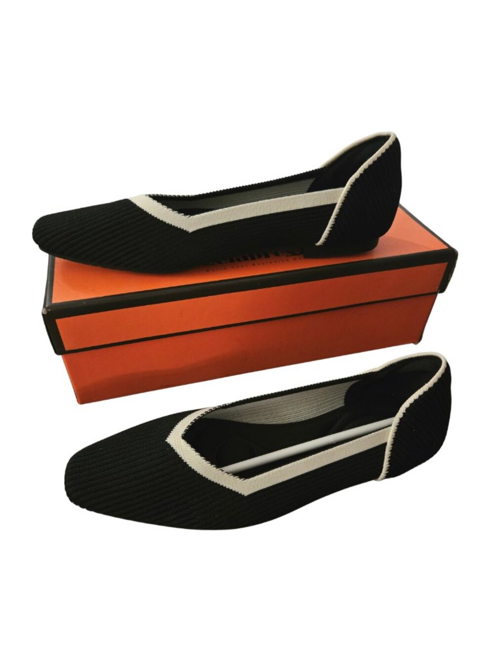 NIB Zetaprox Black Knit Pointed Toe White Trim Ballet Flats 6